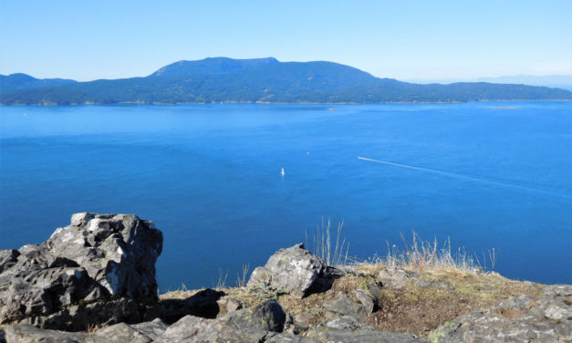 Top of the World – Eagle Cliff on Cypress Island