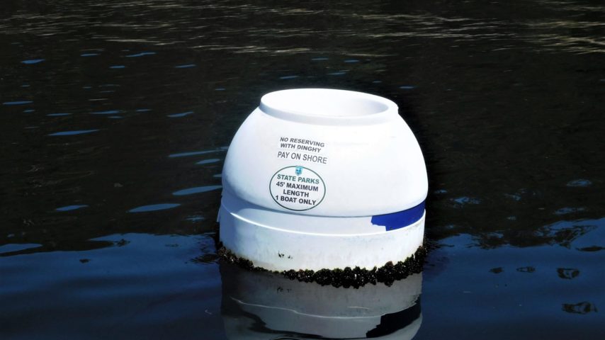 Mooring Buoy showing boat size limit