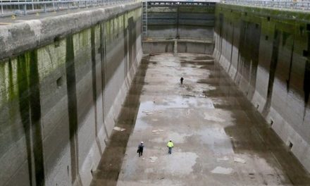 Large Lock Closed for Annual Maintenance – Ballard Locks
