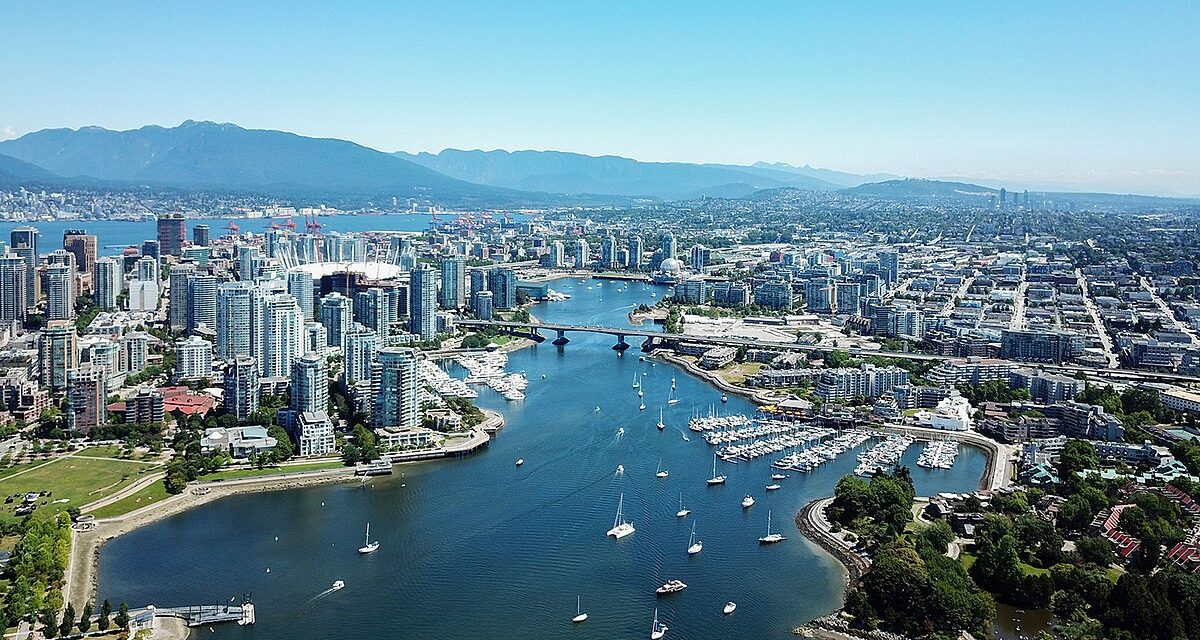 Derelict Vessels Removed from Vancouver’s False Creek