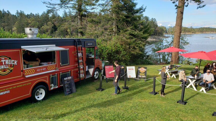 Fire Truck Grill food truck and picknick tables