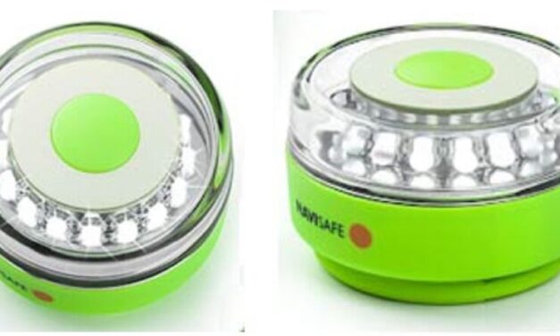 LED Safety Beacon for Dinghies and Kayaks