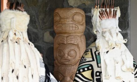 Mendenhall Glacier – Totem Pole Dedication
