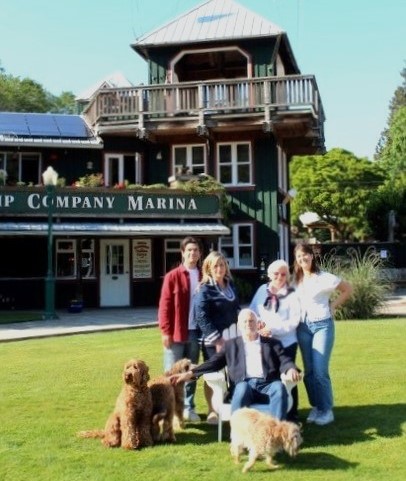 Photo of Dike Family at Union Steamship Marina
