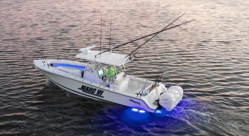 Fish boat with LED Shadow-Caster lighting
