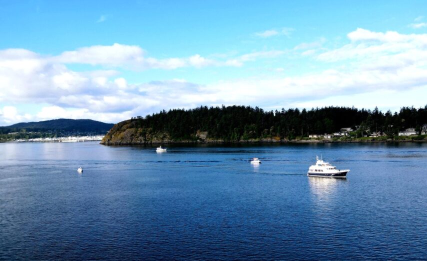 Waggoner Flotilla of boats departing Anacortes