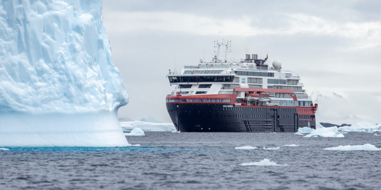 Waggoner Readers Experience Antarctica