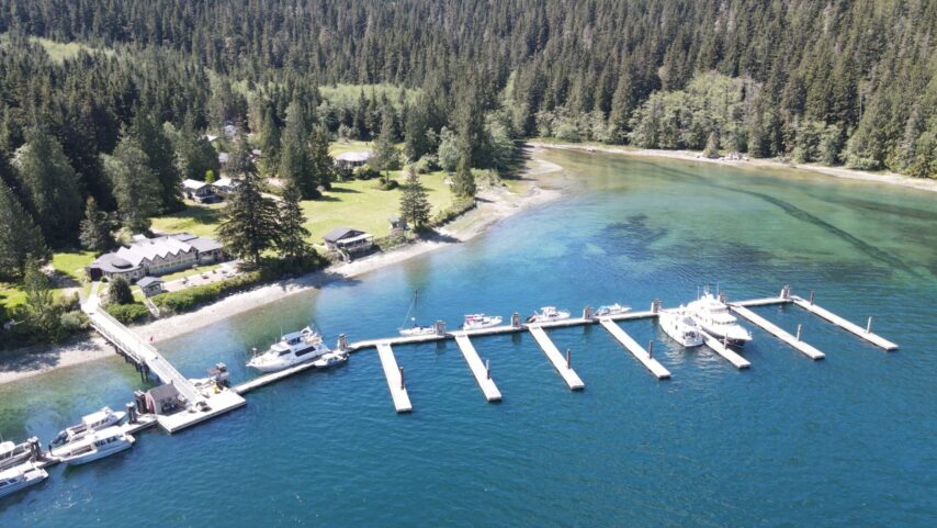 Aerial photo of Blind Channel Resort and docks