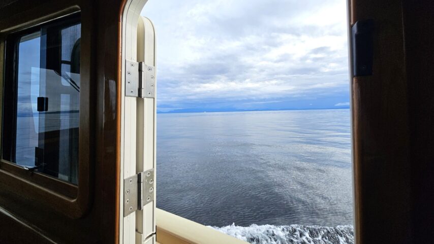 View from pilothouse windy of calm seas