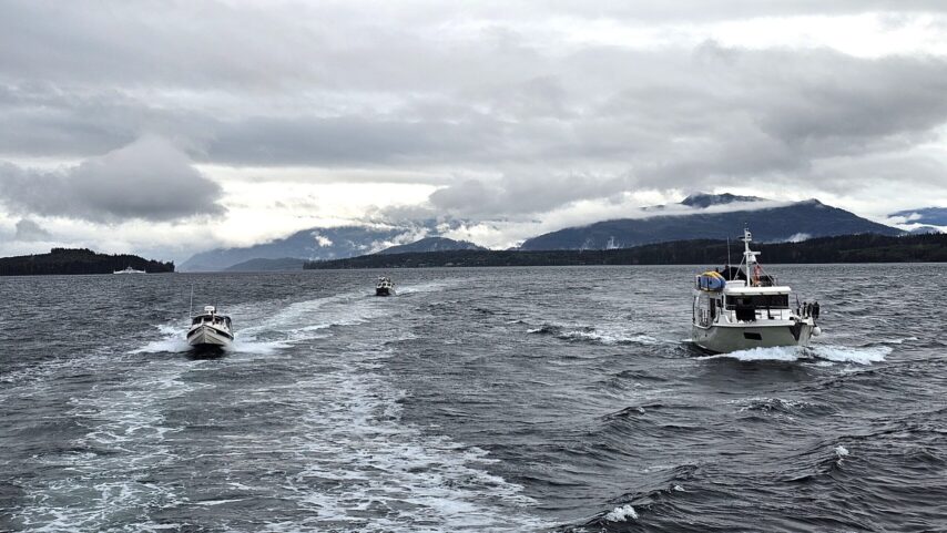 Flotilla underway leaving Port McNeill