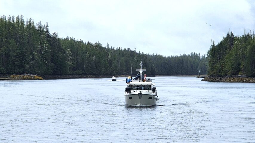 Flotilla transiting Reid Passage