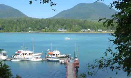 Turquoise Waters on West Vancouver Island!?