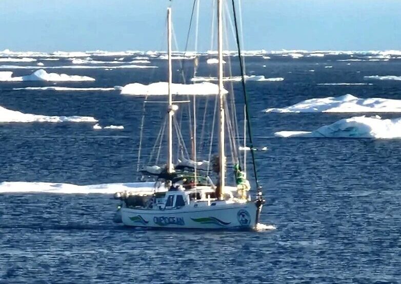 S/V One Ocean traveling through ice bergs